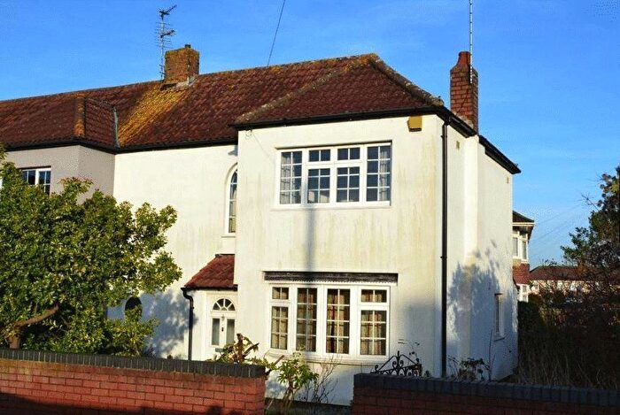 4 Bedroom Semi-Detached House To Rent In The Mead, Bristol, BS34