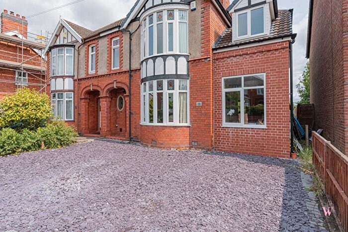 4 Bedroom Semi-Detached House For Sale In Swanlow Lane, Winsford, CW7