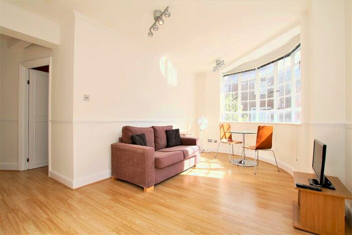1 Bedroom Flat To Rent In Chelsea Cloisters, Sloane Avenue, London, SW3