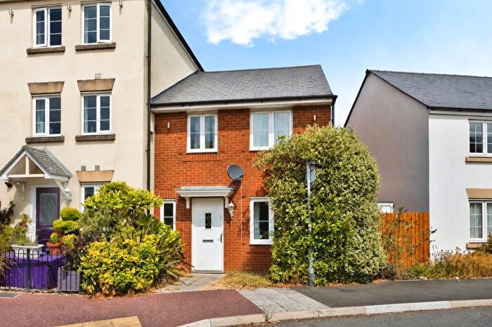 3 Bedroom Semi-Detached House For Sale In Great Mead, Yeovil, Somerset, BA21