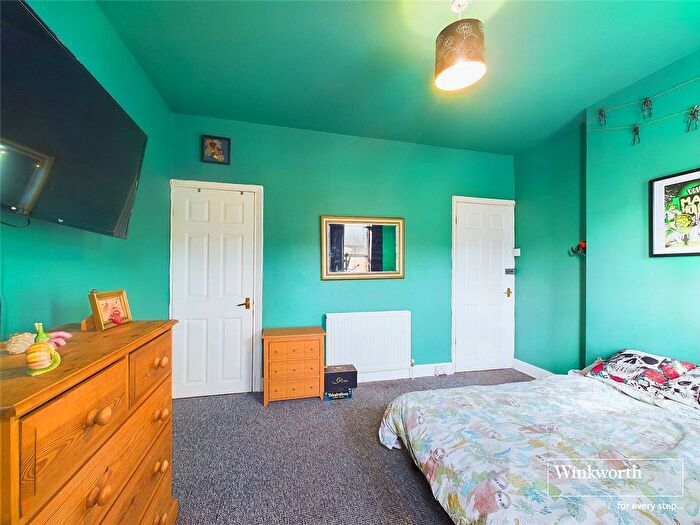 2 Bedroom End Of Terrace House For Sale In Belmont Road, Reading, United Kingdom, RG30