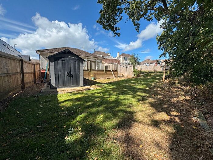 3 Bedroom Bungalow For Sale In Gelligaer Road, Trelewis, Treharris, CF46