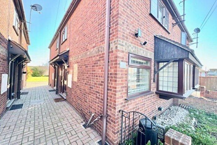 1 Bedroom Property To Rent In Benjamin Court, Rainham, RM13