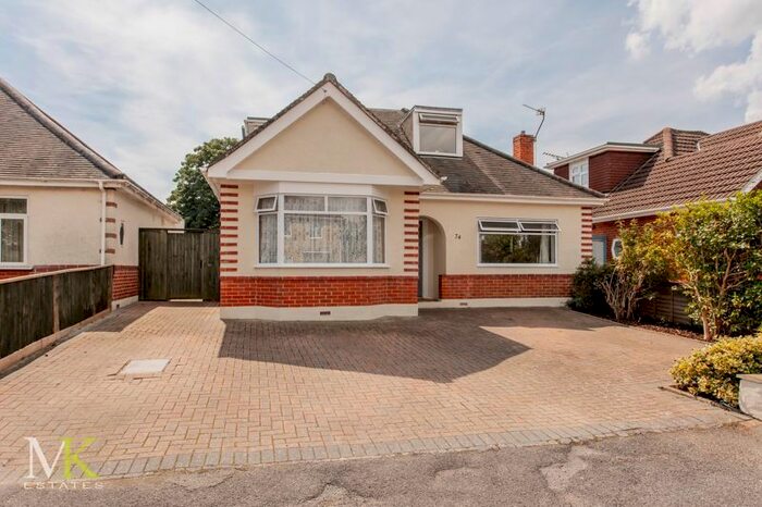 4 Bedroom Bungalow To Rent In Craigmoor Avenue, Bournemouth, BH8