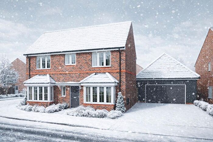 4 Bedroom Detached House For Sale In Kimblewick Road, Great Kimble, Aylesbury, HP17