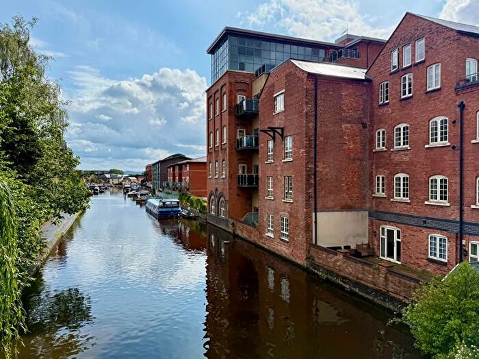 2 Bedroom Flat To Rent In Portland Street, Worcester, WR1