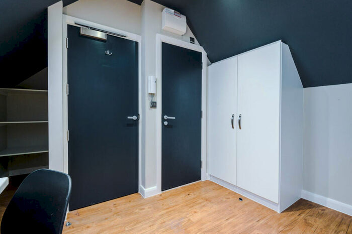 Studio To Rent In Flat, Upper New Walk, Leicester, LE1