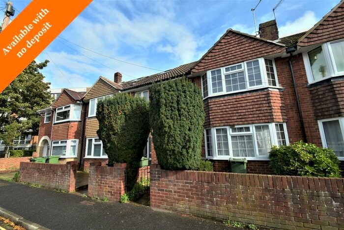 3 Bedroom Terraced House To Rent In Grosvenor Street, Southsea, PO5