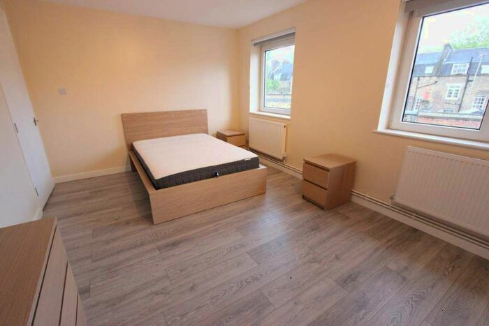 4 Bedroom Flat To Rent In Bayham Street, London, NW1