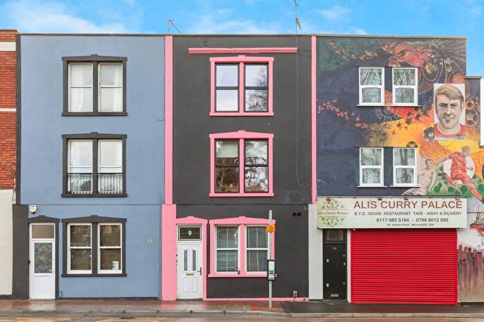 2 Bedroom Maisonette For Sale In Ashton Road, Bristol, Avon, BS3