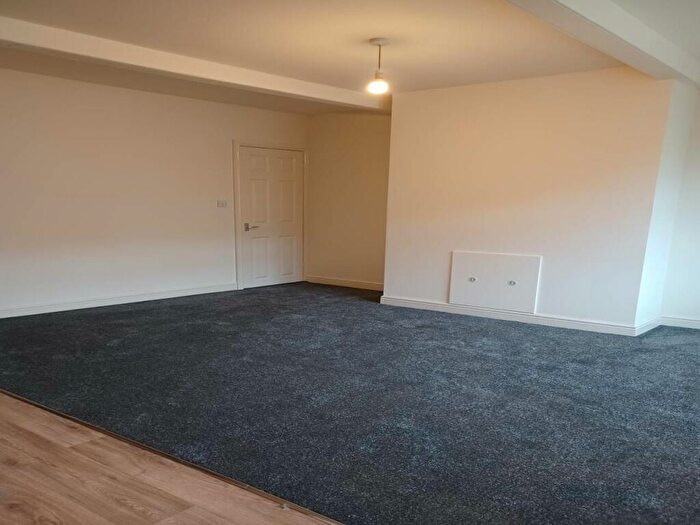 1 Bedroom House To Rent In Highgate Road, Clayton Heights, Bradford, BD13