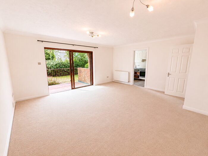 1 Bedroom Flat To Rent In Durham Avenue, Bromley, BR2