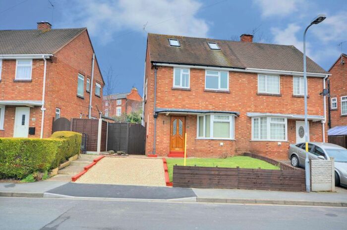 3 Bedroom Semi-Detached House To Rent In Humber Road, Worcester, WR5