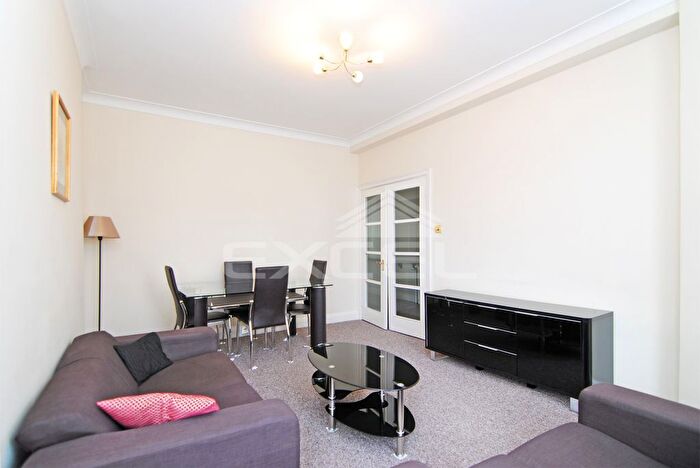 2 Bedroom Flat To Rent In Upper Park Road, Hampstead, NW3