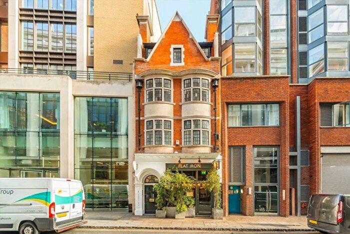 2 Bedroom Flat To Rent In Young Street, Kensington, W8