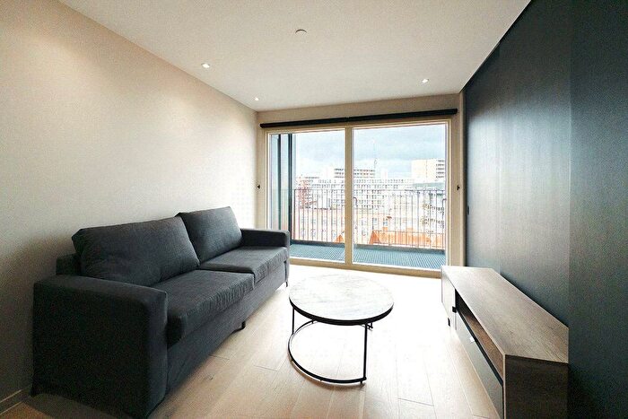 1 Bedroom Flat For Sale In City Gardens, B Spinners Wy, Manchester, M15