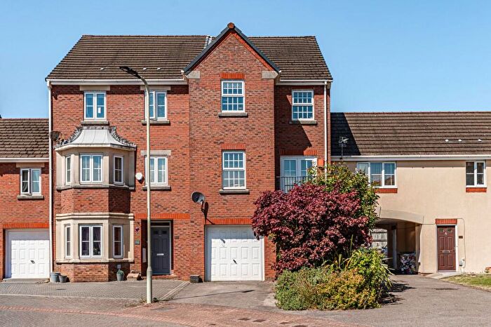 4 Bedroom Town House For Sale In Nightingale Gardens, Church Village, CF38