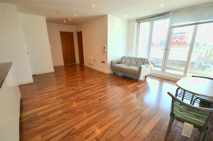 2 Bedroom Apartment To Rent In Milliners Wharf, Munday Street, Manchester City Centre, M4