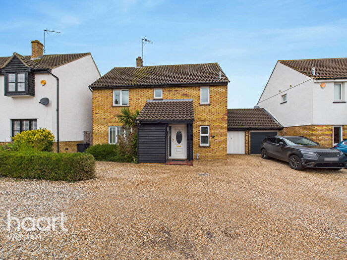 4 Bedroom Detached House For Sale In Tiberius Gardens, Witham, CM8