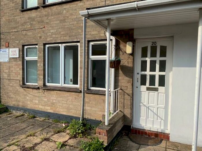 Studio To Rent In Rose Road, Southampton, Hampshire, SO14