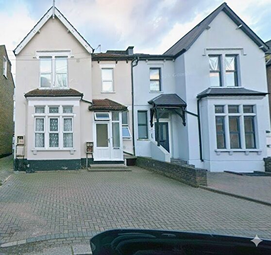 8 Bedroom Town House To Rent In Eardley Road, London, SW16