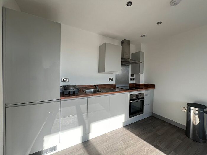 1 Bedroom Flat To Rent In Church Street, Wolverhampton, WV2