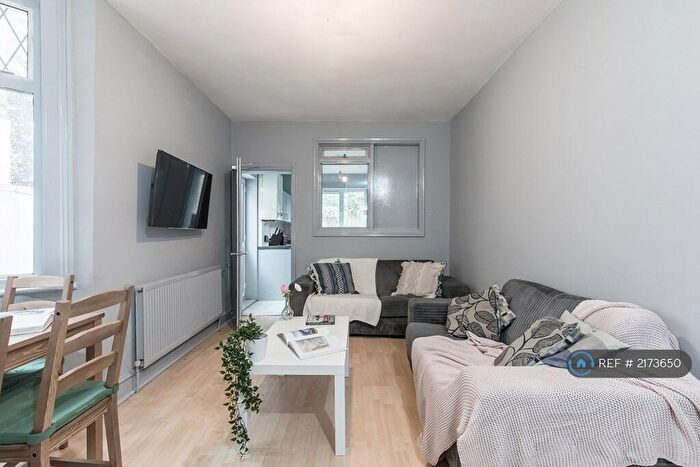 5 Bedroom Terraced House To Rent In Doggett Road, London, SE6