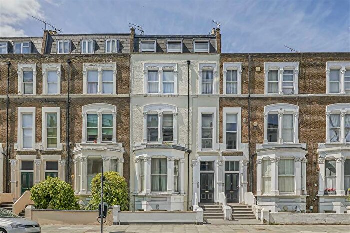 1 Bedroom Flat To Rent In Sinclair Road, London, W14