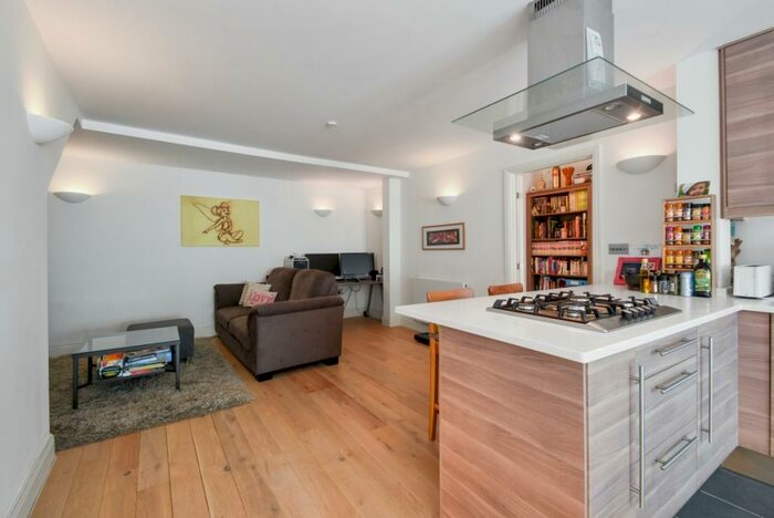 2 Bedroom Apartment To Rent In Villiers Road London, NW2