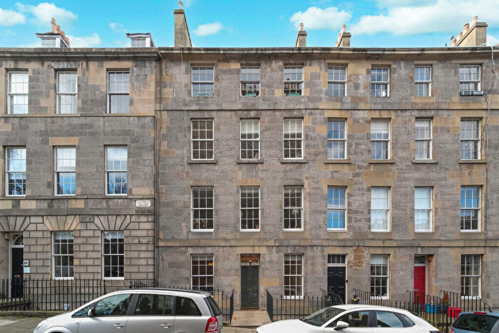 5 Bedroom Flat For Sale In Gayfield Square, New Town, Edinburgh, EH1