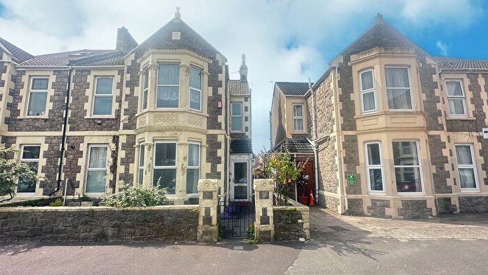 1 Bedroom Apartment To Rent In Clevedon Road, Weston-super-Mare, BS23