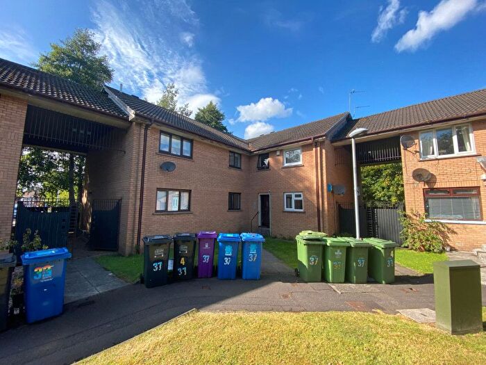 1 Bedroom Flat To Rent In Robson Grove, Govanhill, G42