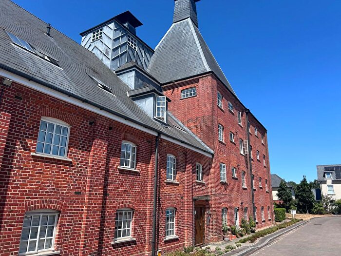 1 Bedroom Flat To Rent In Brewery Lane, Romsey, SO51