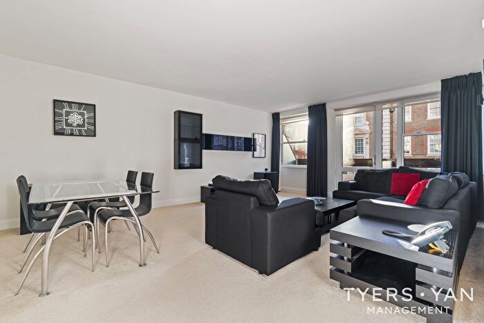 3 Bedroom Flat To Rent In Weymouth Street, London, W1W