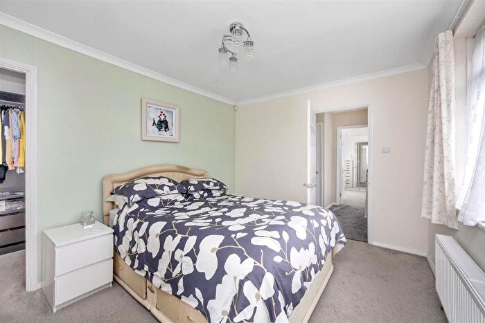 4 Bedroom Detached House For Sale In Grangeways, Patcham Village, Brighton, BN1