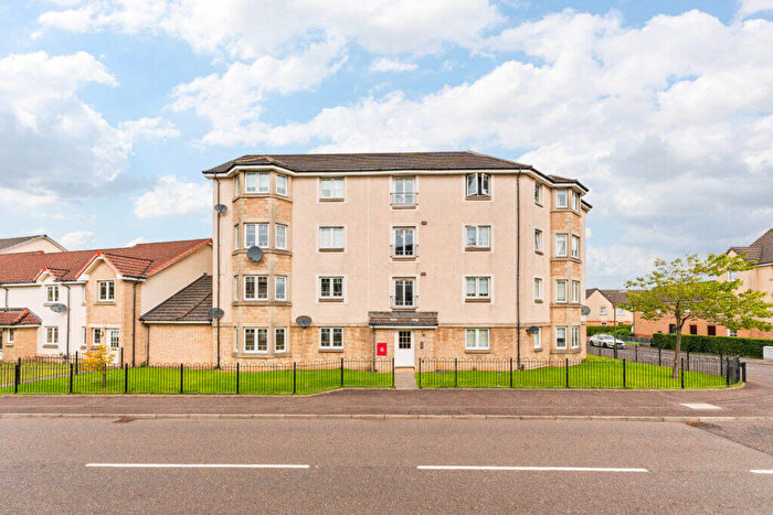 2 Bedroom Flat For Sale In Leyland Road, Bathgate, West Lothian, EH48