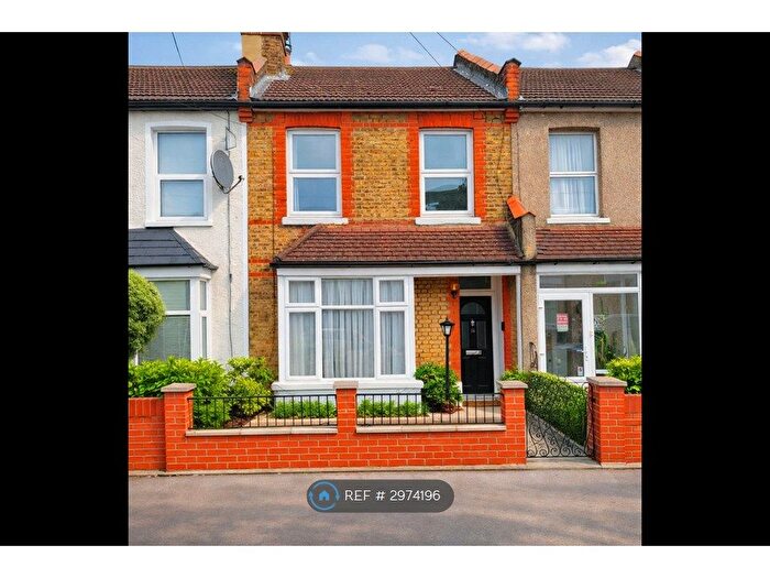 2 Bedroom Semi-Detached House To Rent In Kynaston Road, Thornton Heath, CR7