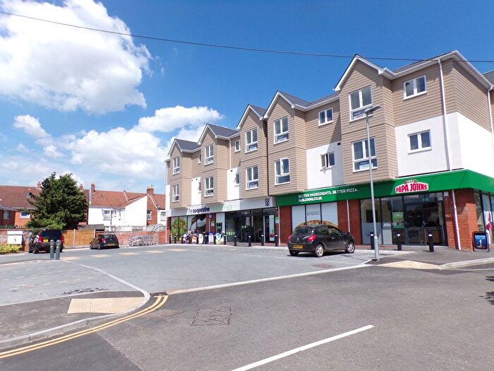2 Bedroom Property To Rent In Paragon House, Bridgwater, TA6