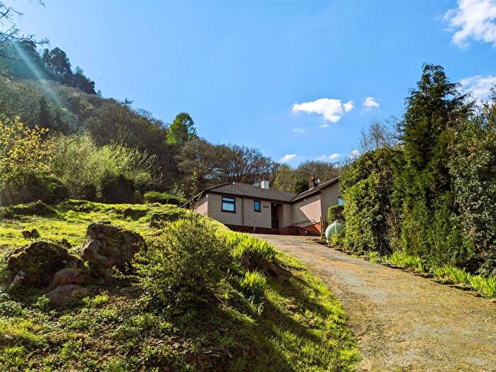 3 Bedroom Detached Bungalow To Rent In Dolgarrog, Conwy, LL32