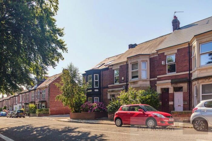 3 Bedroom Property To Rent In Buston Terrace, NE2