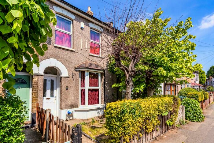 6 Bedroom Terraced House To Rent In Chestnut Ave, E7