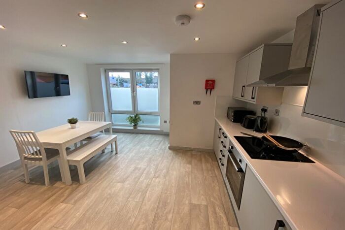 5 Bedroom Apartment To Rent In Mooregate House, Middle Street, NG9