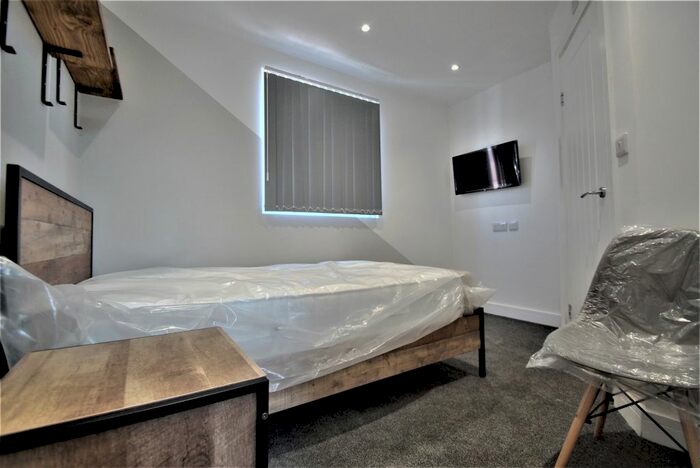 5 Bedroom Terraced House To Rent In Hamilton Road, Coventry, CV2