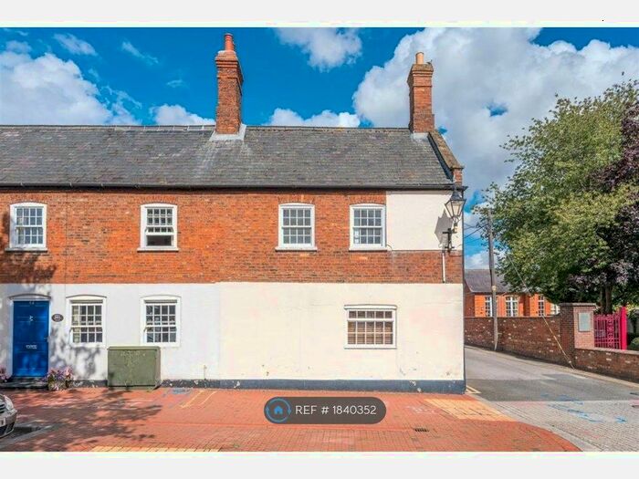 2 Bedroom End Of Terrace House To Rent In West Street, Horncastle, LN9