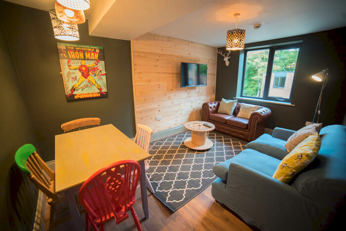 4 Bedroom Apartment To Rent In Apartment, Mary Morris House, Shire Oak Road, LS6