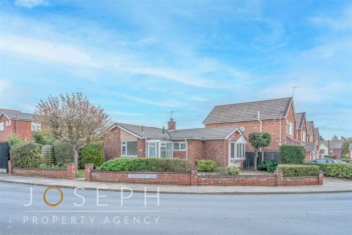 2 Bedroom Detached Bungalow To Rent In Larchcroft Road, IP1