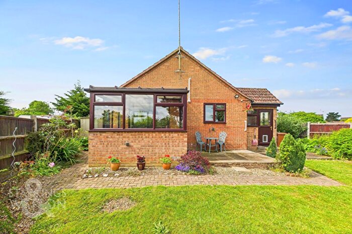 2 Bedroom Detached Bungalow For Sale In Fletcher Way, Acle, Norwich, NR13