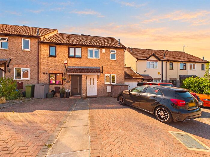 2 Bedroom Terraced House For Sale In Peacock Close, Cheltenham, GL51