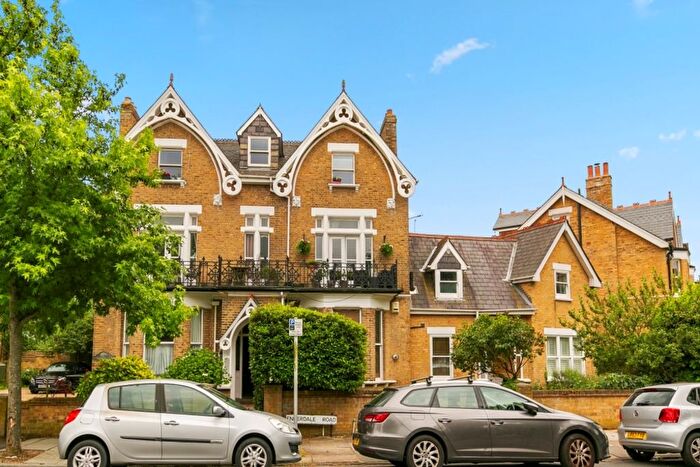 1 Bedroom Flat To Rent In Ennerdale Road, Kew, Richmond, Surrey, TW9