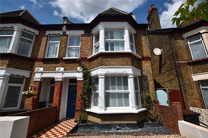 4 Bedroom Semi-Detached House To Rent In Burgoyne Road, London, SE25